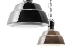 foscarini-GLAS_GRANDE_suspension_swiched_off_and_PICCOLA_swiched_on